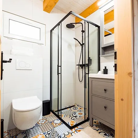 Dom wakacyjny Borovica - Domasa Valkov